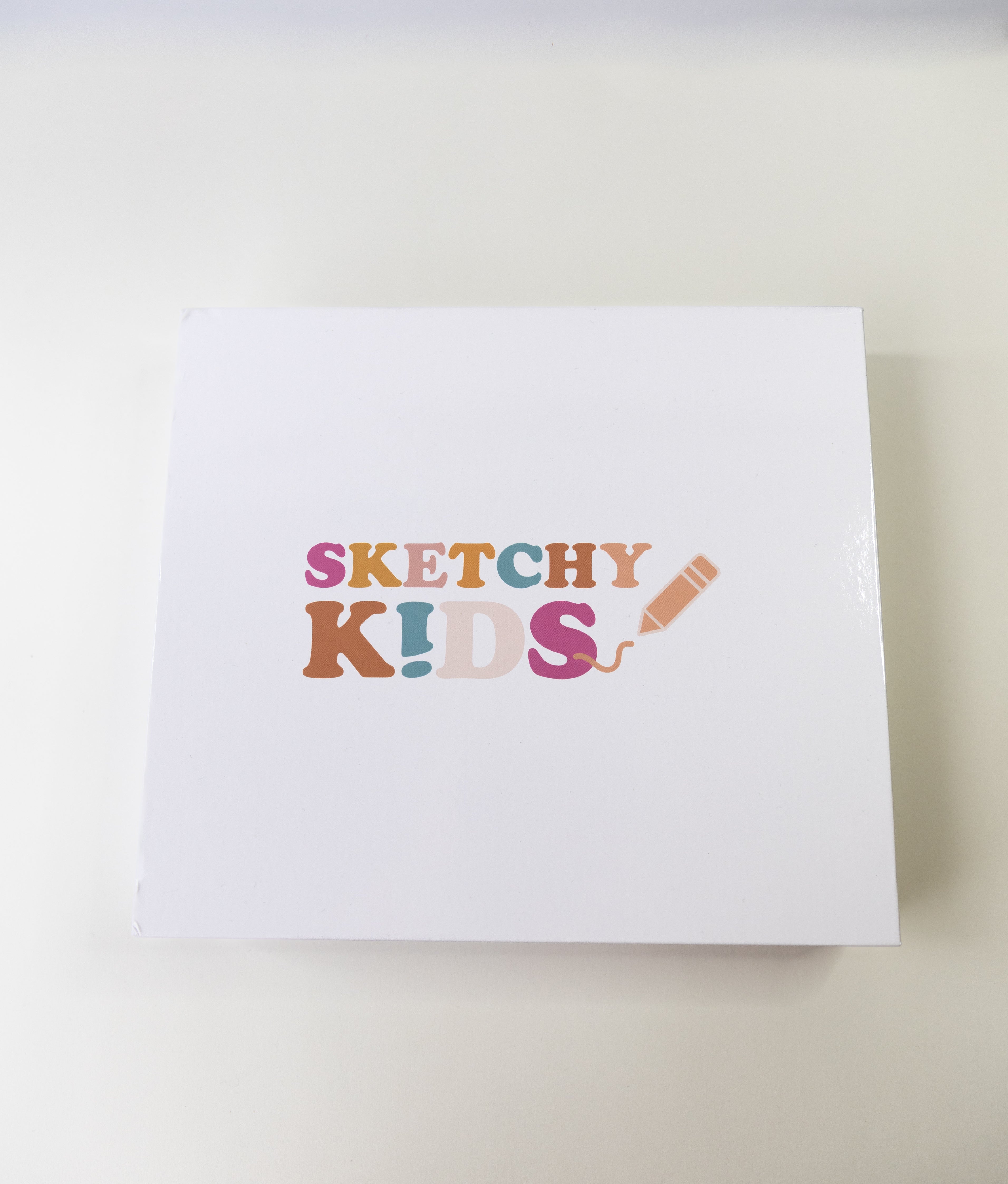 premium quality gift box.
magnetic close gift box.