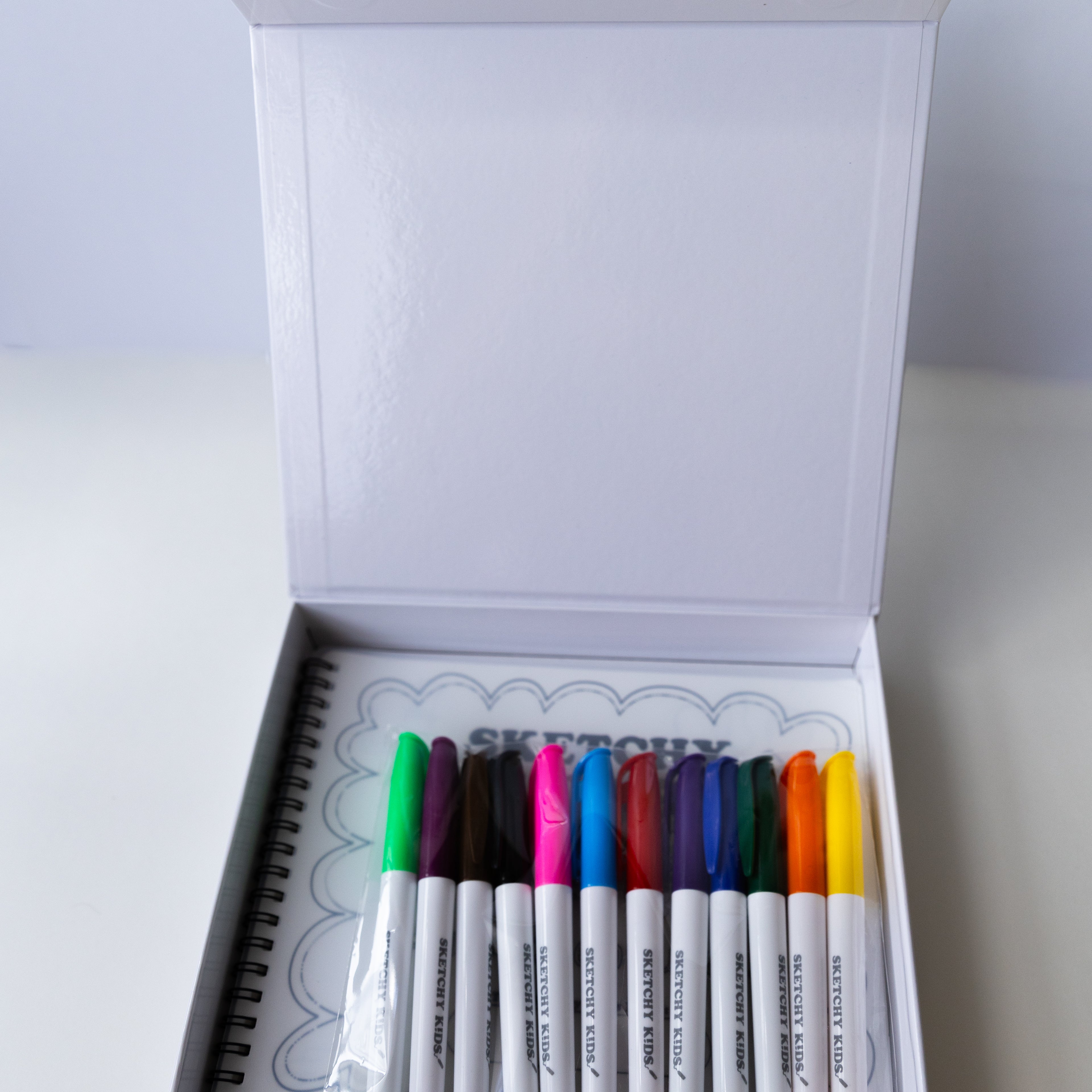 Reusable colouring book for kids.
Silicone colouring book Australia.