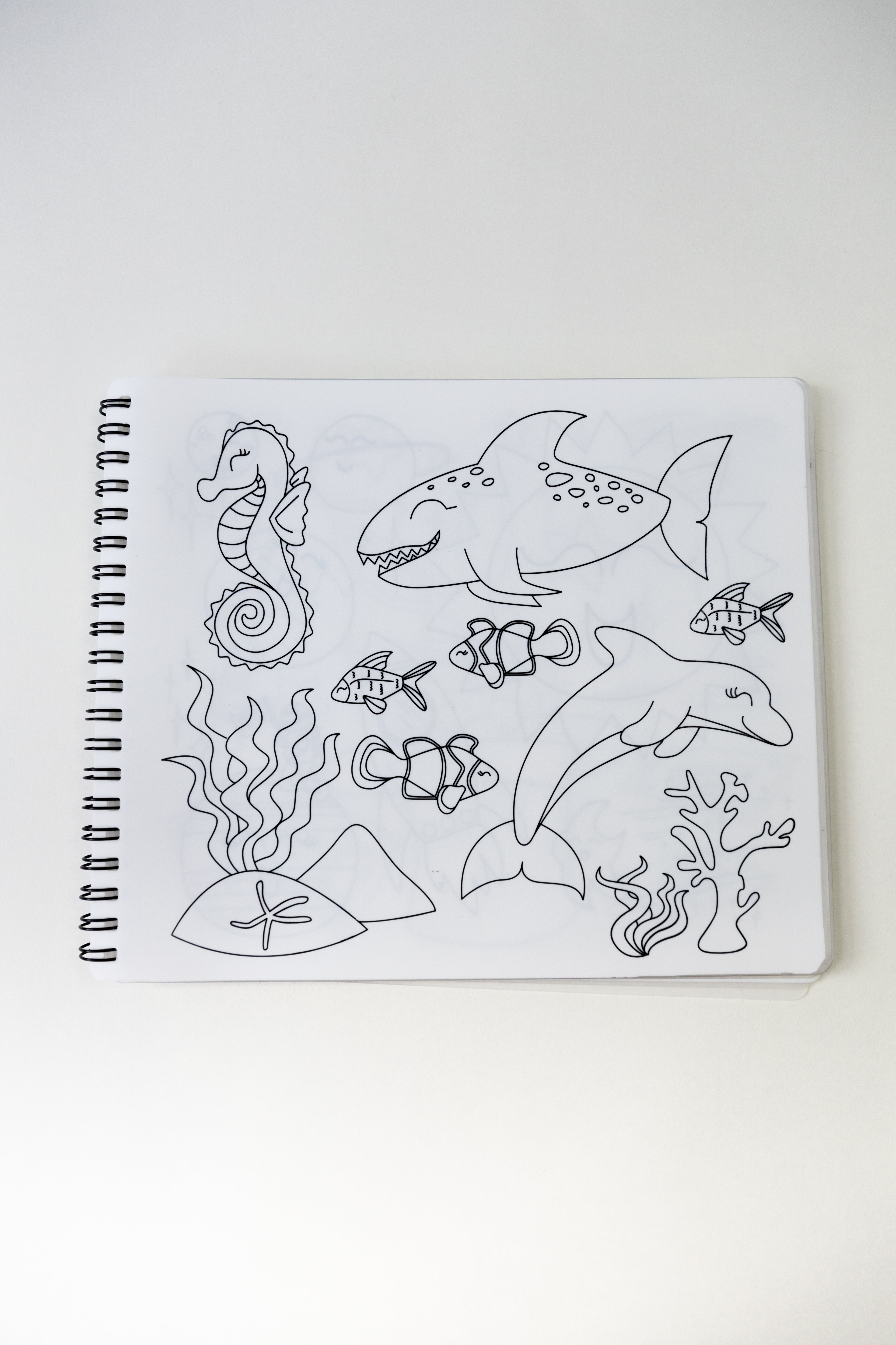 Reusable colouring book for kids.
Silicone colouring book Australia.