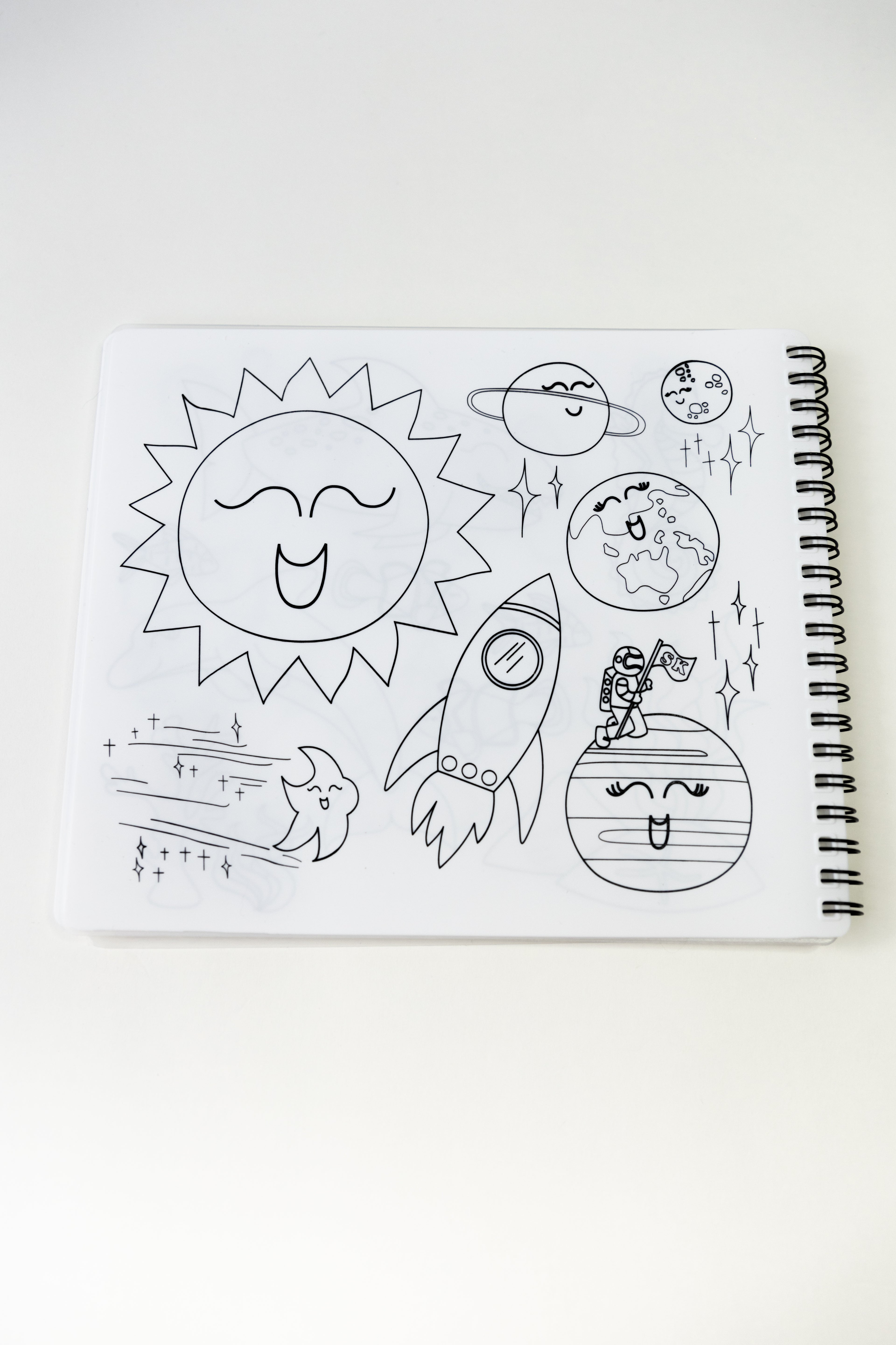 Reusable colouring book for kids.
Silicone colouring book Australia.