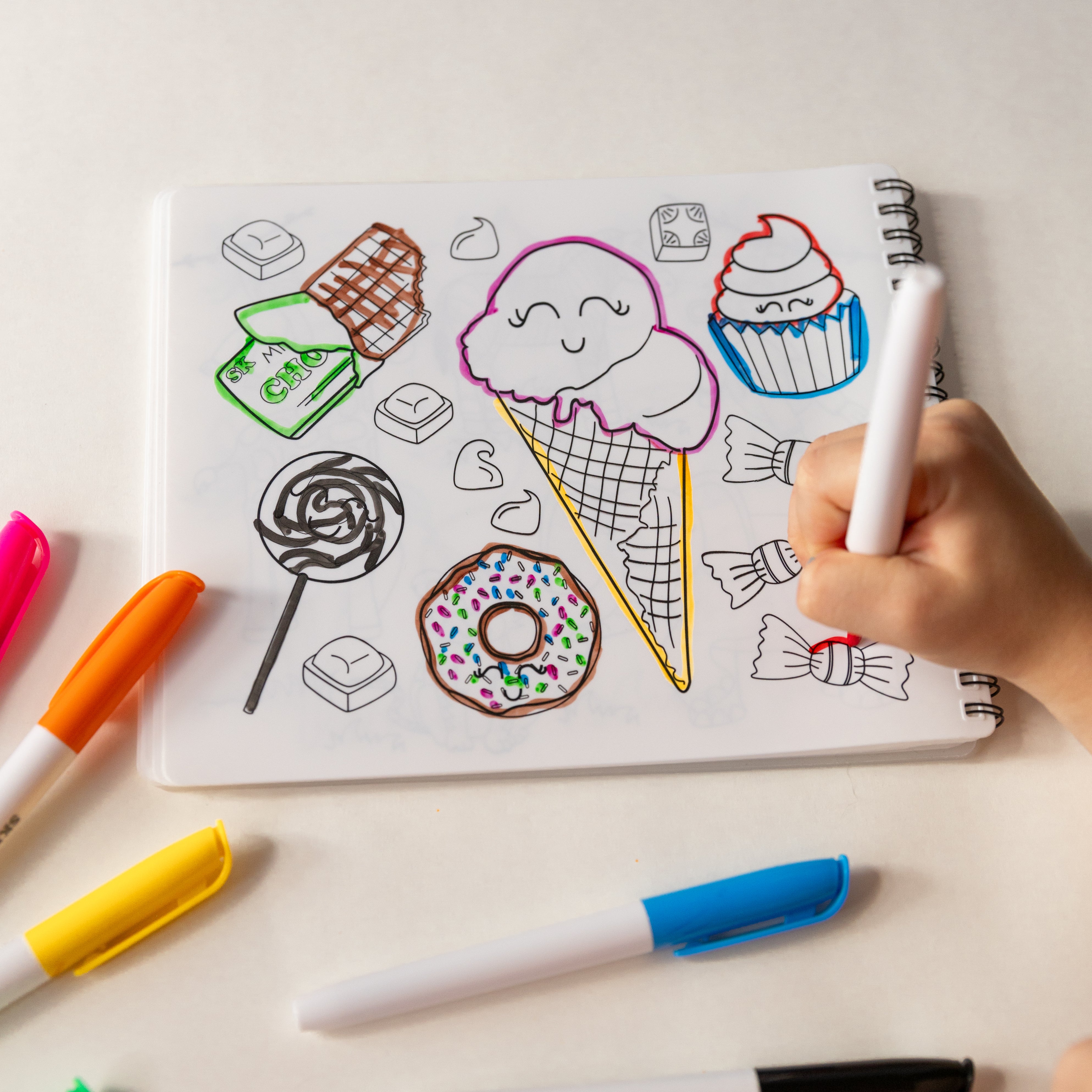 Reusable colouring book for kids.
Silicone colouring book Australia.