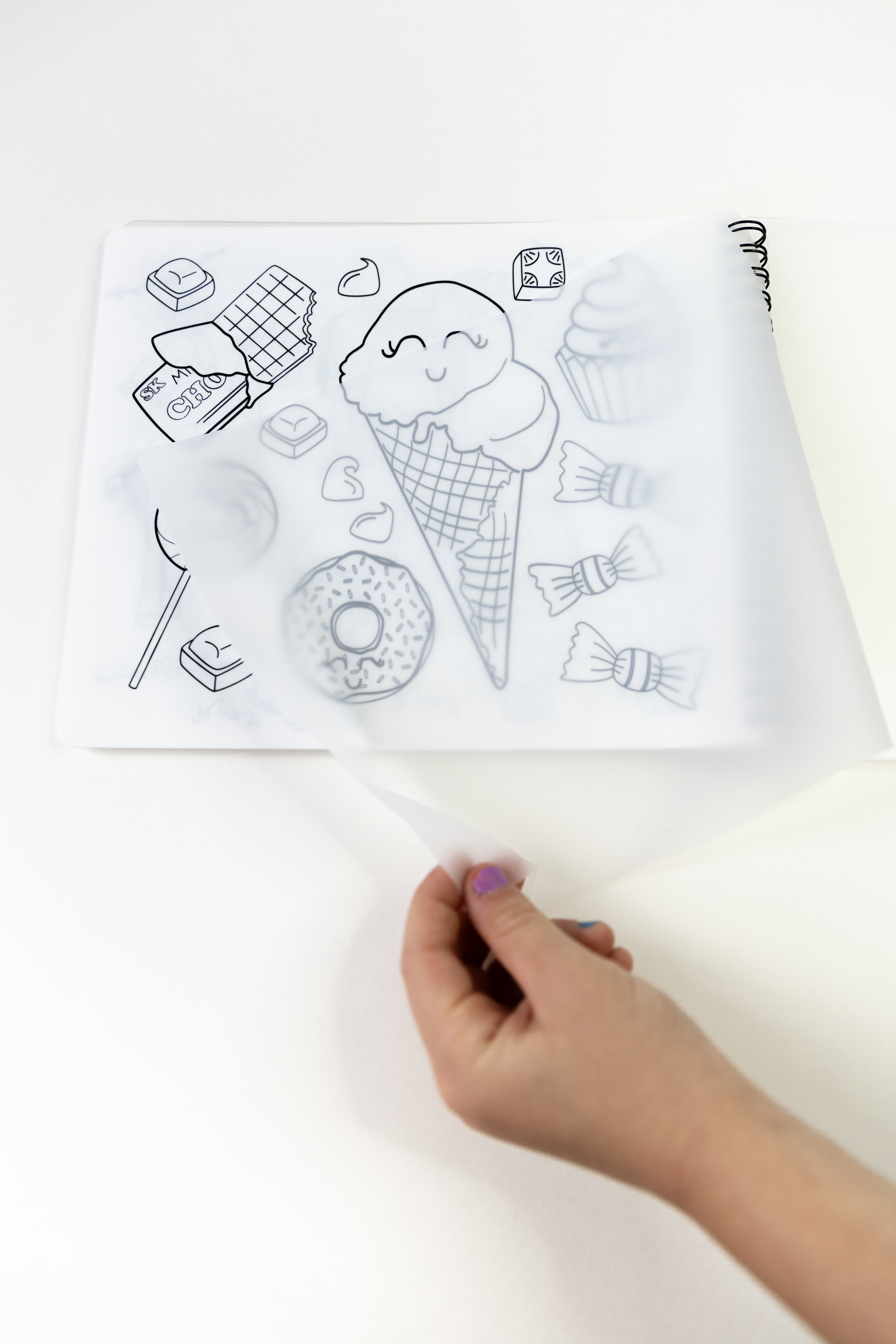 Reusable colouring book for kids.
Silicone colouring book Australia.